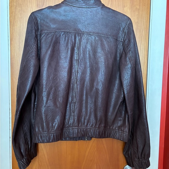 Leather jacket - Picture 2 of 6
